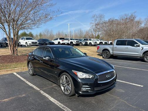 2014 INFINITI Q50 Premium