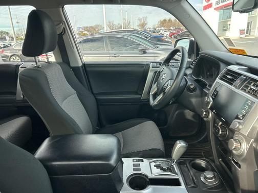 2021 Toyota 4Runner SR5