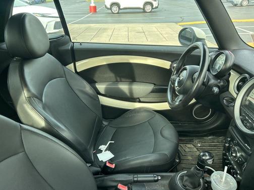 2011 MINI Cooper S Base