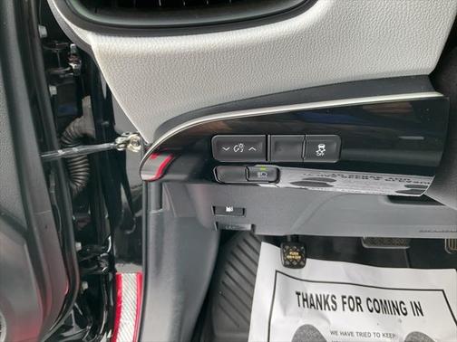2022 Toyota Prius L