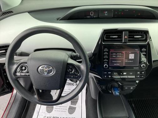 2022 Toyota Prius L