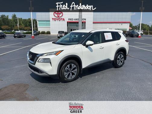 2022 Nissan Rogue SV