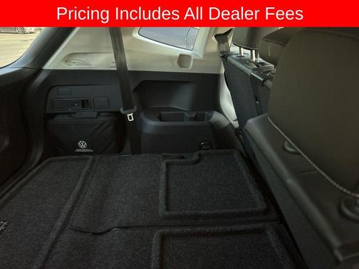 Platinum Gray Metallic 2022 Volkswagen Tiguan 2.0T SE