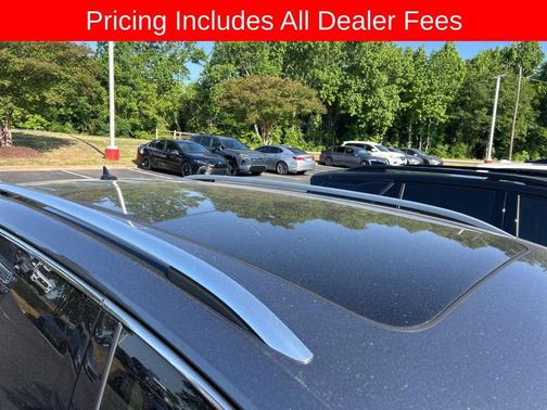 Platinum Gray Metallic 2022 Volkswagen Tiguan 2.0T SE