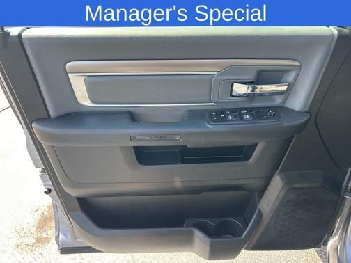 Billet Silver Metallic Clearcoat 2024 RAM 1500 Classic SLT