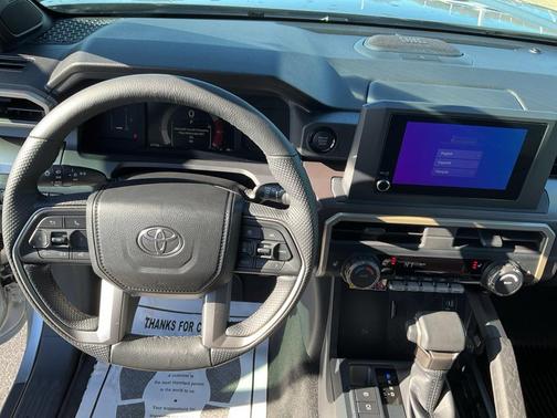 2025 Toyota Tacoma SR5