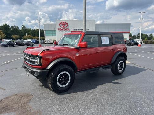 2023 Ford Bronco Outer Banks