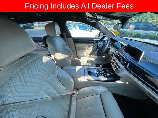 Alpine White 2016 BMW 750 i xDrive