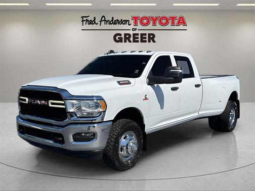 2024 RAM 3500 Tradesman Crew Cab 4x4 8' Box