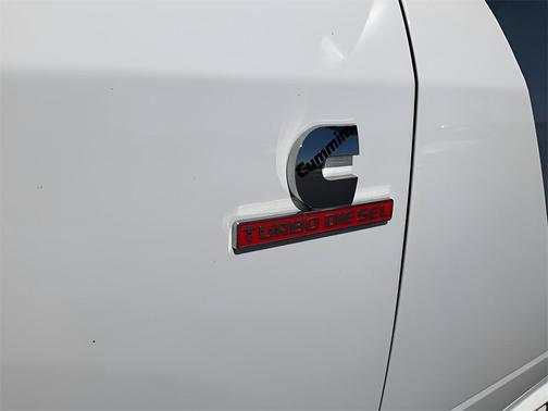 2024 RAM 3500 Tradesman Crew Cab 4x4 8' Box