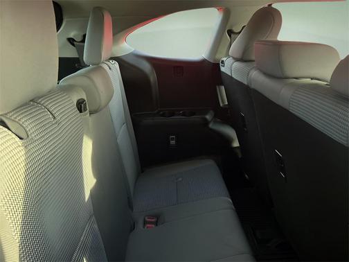 2022 Toyota Highlander L
