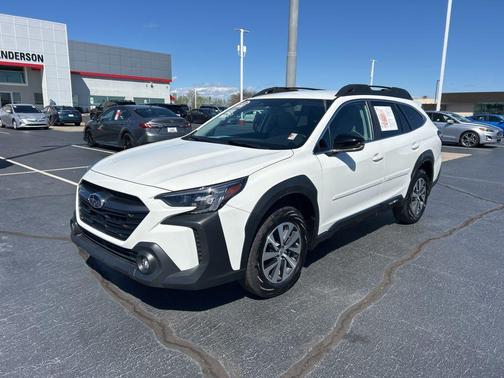 2025 Subaru Outback Premium