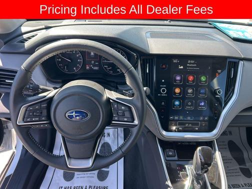 Crystal White Pearl 2025 Subaru Outback Premium