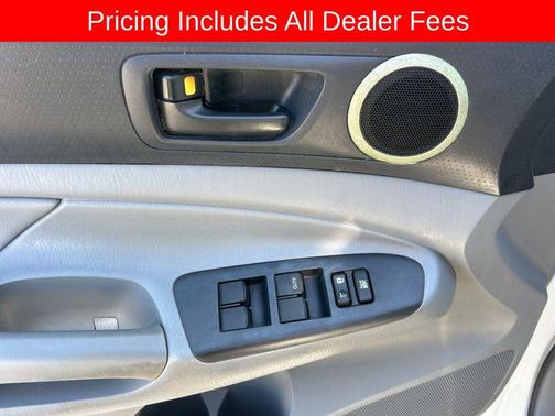Super White 2014 Toyota Tacoma PreRunner