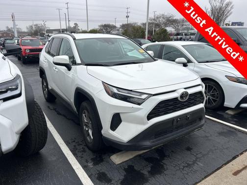 2024 Toyota RAV4 XLE