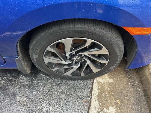 2016 Honda Civic LX-P