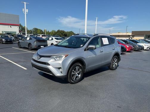 2016 Toyota RAV4 XLE
