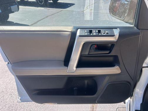 2011 Toyota 4Runner SR5