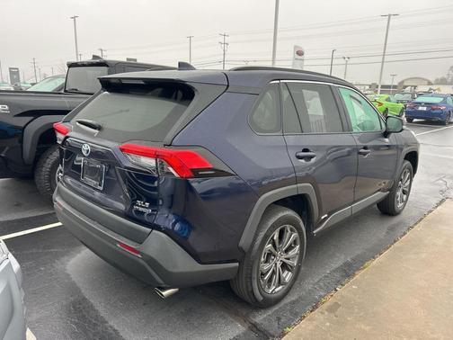2024 Toyota RAV4 Hybrid XLE Premium