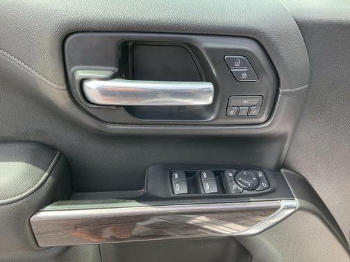 Silver Ice Metallic 2019 Chevrolet Silverado 1500 LTZ