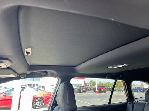 Crystal White Pearl 2022 Subaru Outback Wilderness