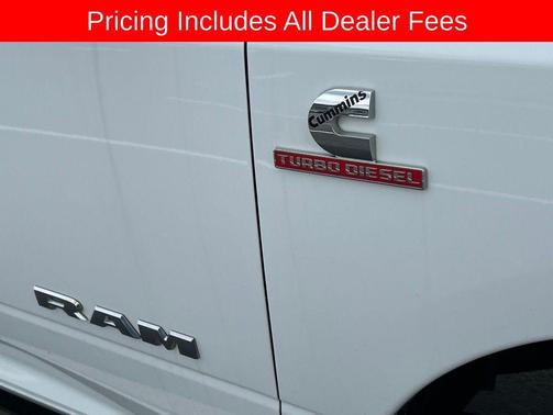Bright White Clearcoat 2024 RAM 3500 Big Horn Crew Cab 4x4 8' Box