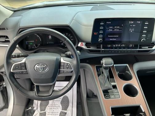 2024 Toyota Sienna XLE