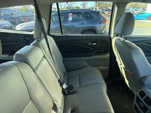 2018 Honda Pilot Touring