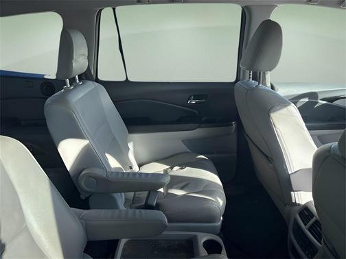 2019 Honda Pilot Touring 8-Passenger