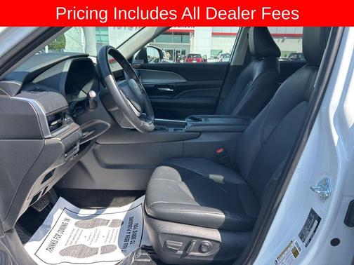 Wind Chill Pearl 2025 Toyota Grand Highlander XLE