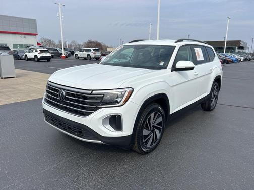 2024 Volkswagen Atlas 2.0T SE w/Technology