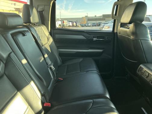 2017 Toyota Tundra Platinum