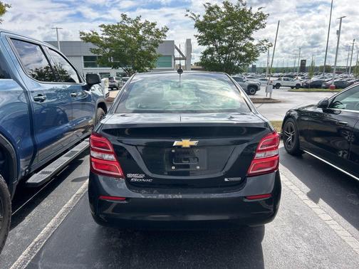 Mosaic Black Metallic 2019 Chevrolet Sonic Premier