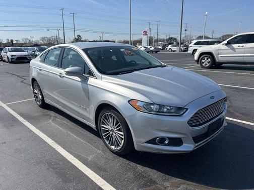 2014 Ford Fusion Hybrid SE