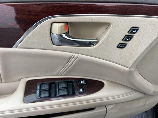 2010 Toyota Avalon Limited