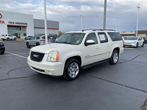 2010 GMC Yukon XL 1500 SLT