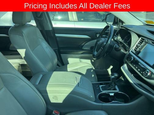 Blizzard Pearl 2019 Toyota Highlander XLE