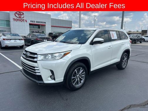 Blizzard Pearl 2019 Toyota Highlander XLE