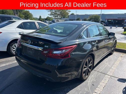 Super Black 2017 Nissan Altima 2.5 SR