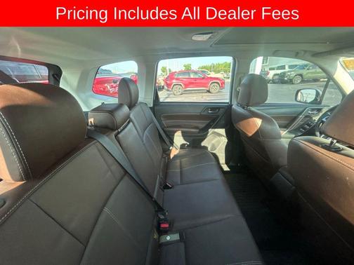 Crystal White Pearl 2018 Subaru Forester 2.5i Touring