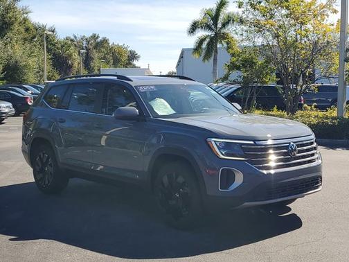 2025 Volkswagen Atlas 2.0T SE w/ Technology