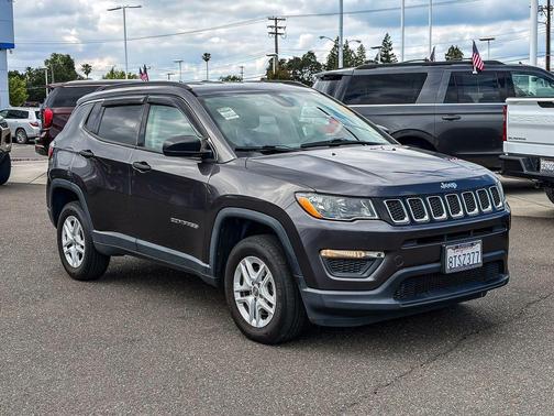 Granite Crystal Clearcoat Metallic 2020 Jeep Compass Sport