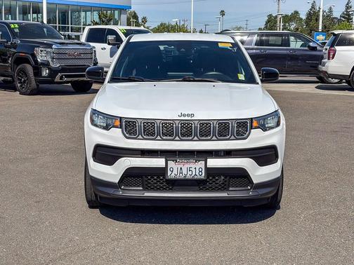 2023 Jeep Compass Sport