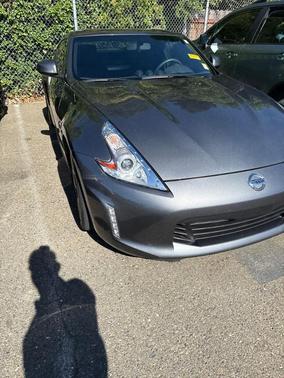 Gun Metallic 2016 Nissan 370Z Sport