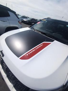 Bright White Clearcoat 2025 Jeep Compass Trailhawk