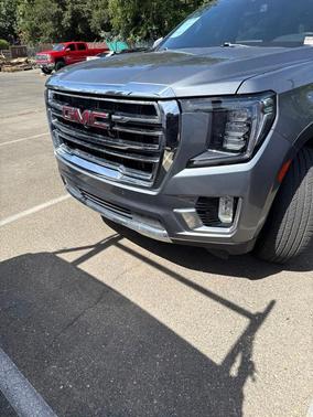 Satin Steel Metallic 2021 GMC Yukon XL SLT