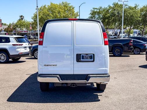 Summit White 2025 Chevrolet Express 2500 Work Van