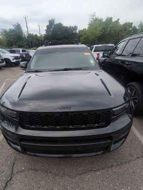 Rocky Mountain Pearlcoat 2023 Jeep Grand Cherokee L Limited