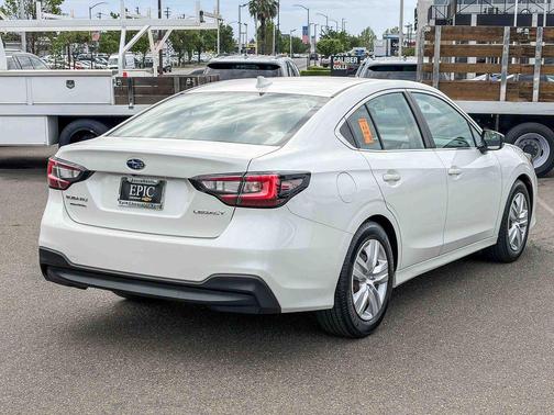 Crystal White Pearl 2020 Subaru Legacy