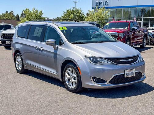 Billet Silver Metallic Clearcoat 2020 Chrysler Pacifica Limited